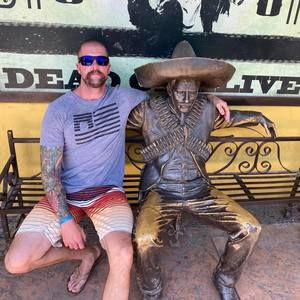 Meet your Posher, Chris